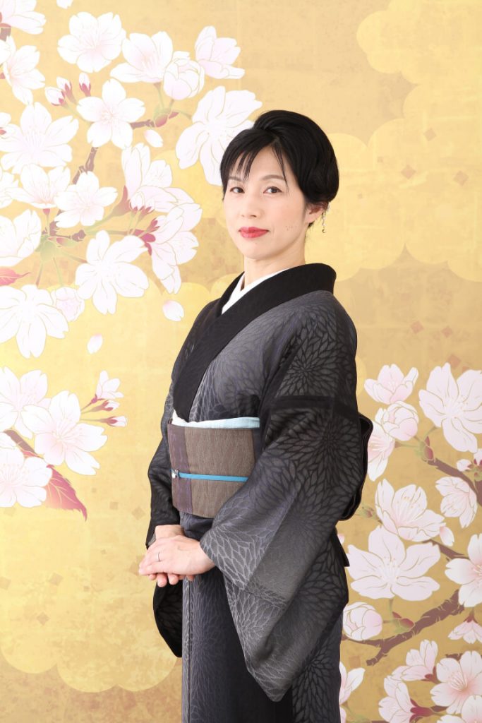 仲村　麻理さん